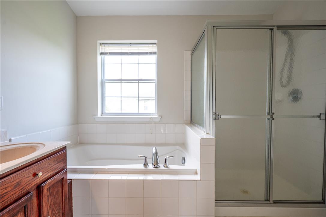 1035 Jervin Drive Property Photo 33
