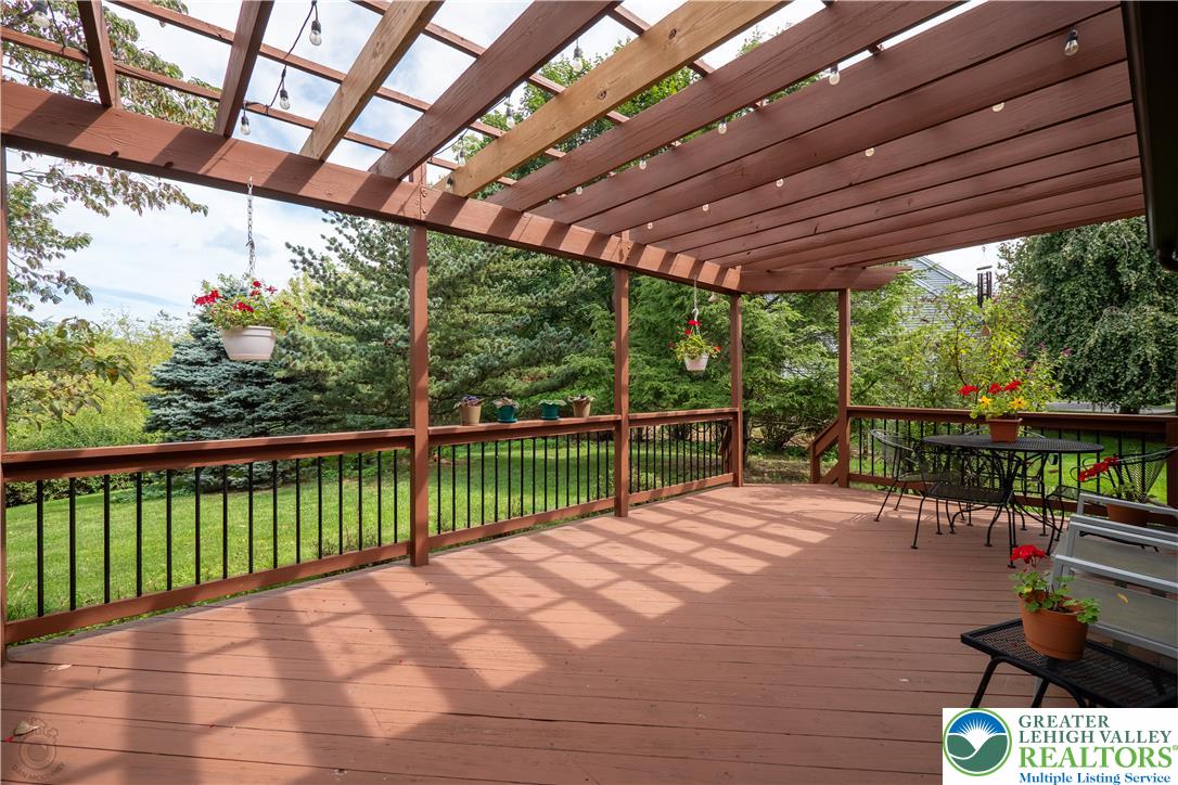 7942 Woodsbluff Run Property Photo 34