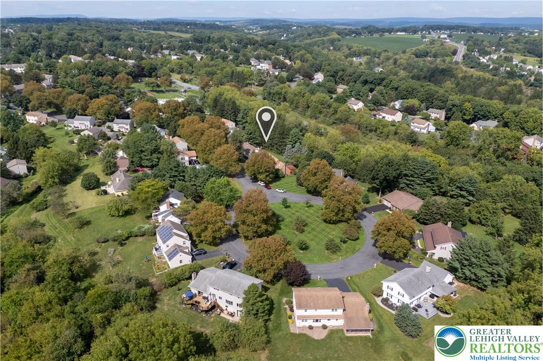 7942 Woodsbluff Run Property Photo 41