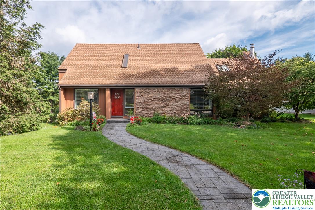 7942 Woodsbluff Run Property Photo 44
