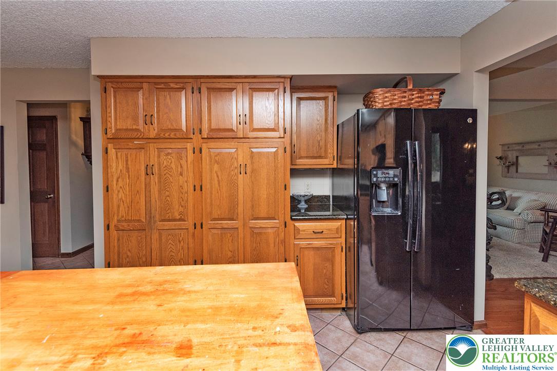 419 Crestmont Street Property Photo 10