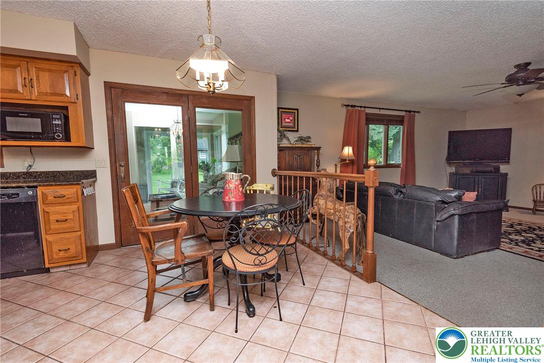 419 Crestmont Street Property Photo 15