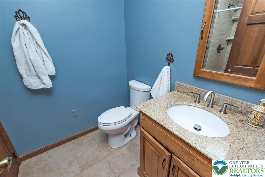 419 Crestmont Street Property Photo 34