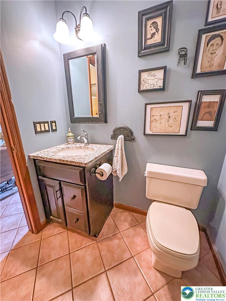 419 Crestmont Street Property Photo 45