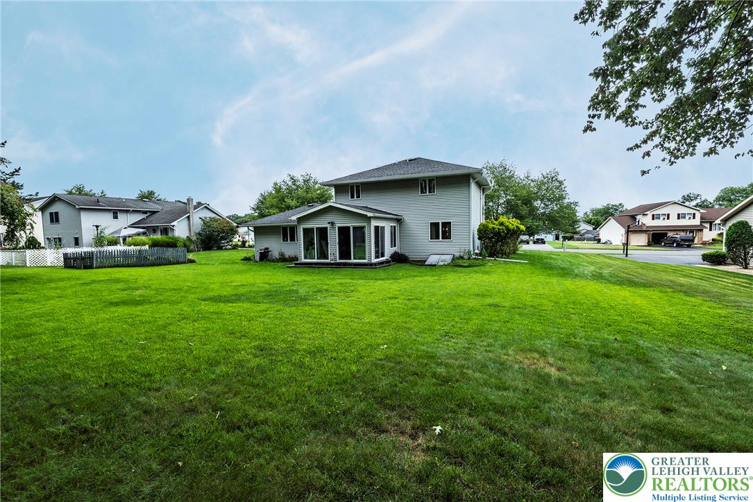 419 Crestmont Street Property Photo 51