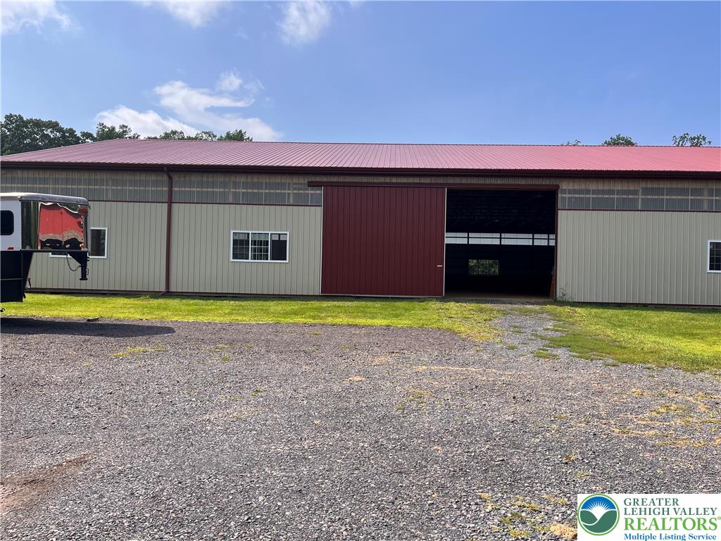 2053 Mountain View Drive Property Photo 9