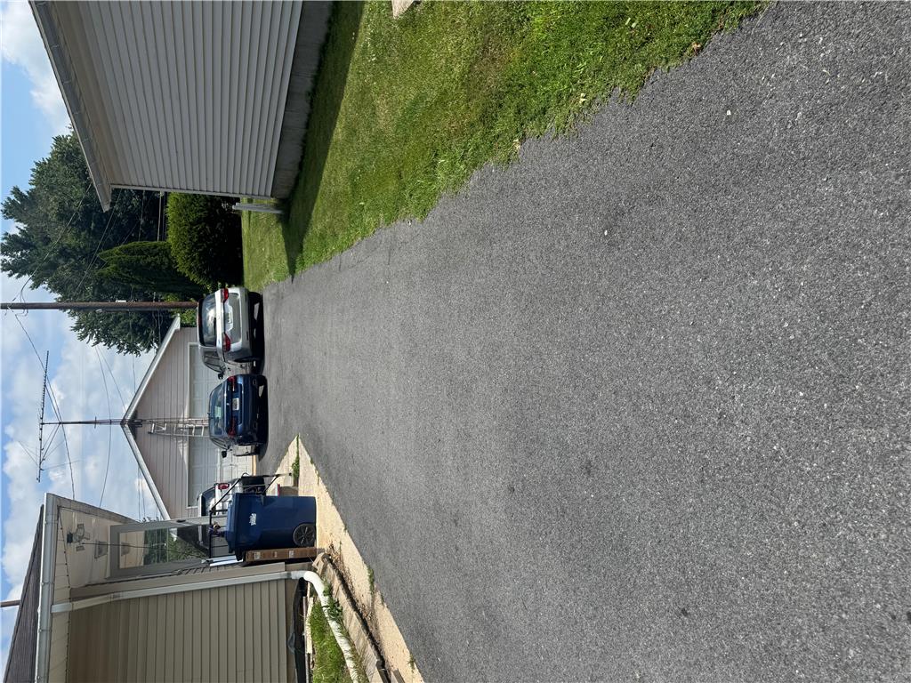 2363 Dublin Road Property Photo 3