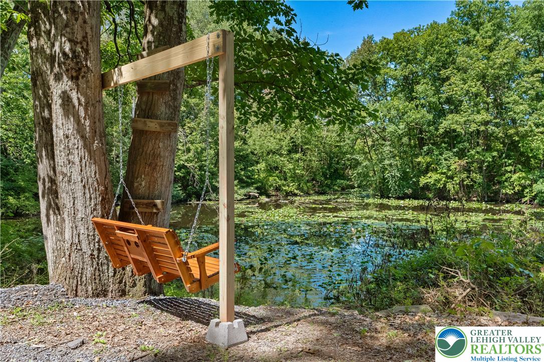 375 Rustic Lane Property Photo 2