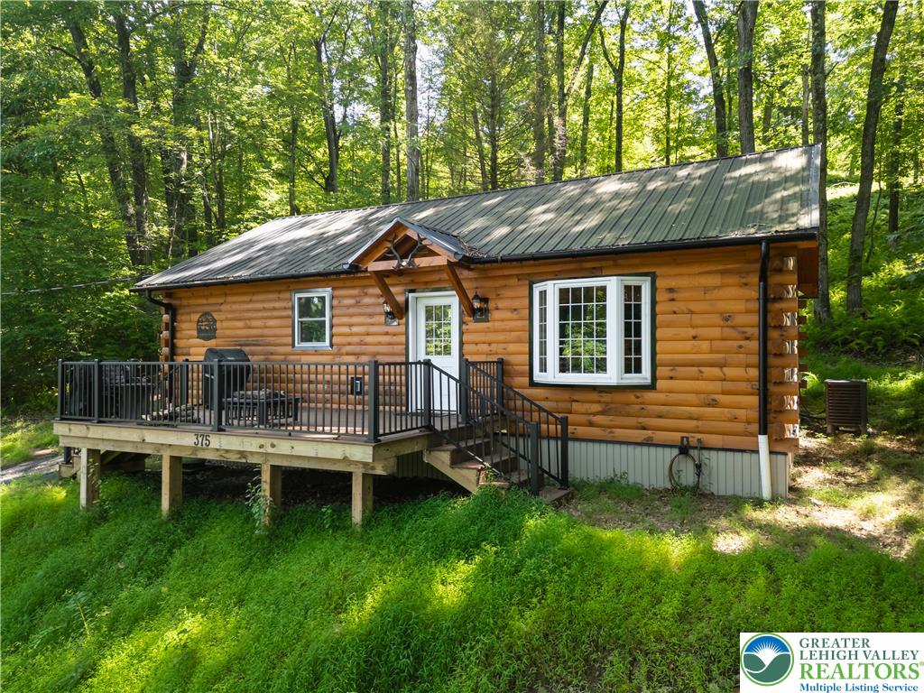 375 Rustic Lane Property Photo 8