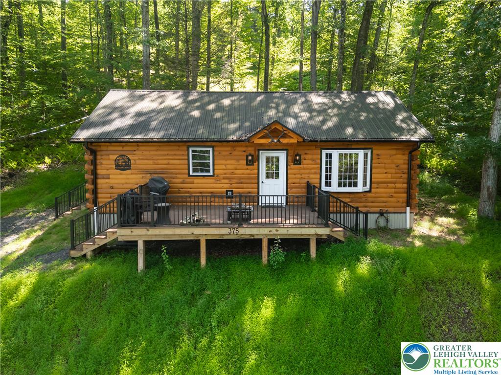 375 Rustic Lane Property Photo 9
