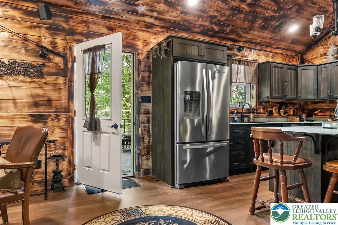 375 Rustic Lane Property Photo 15