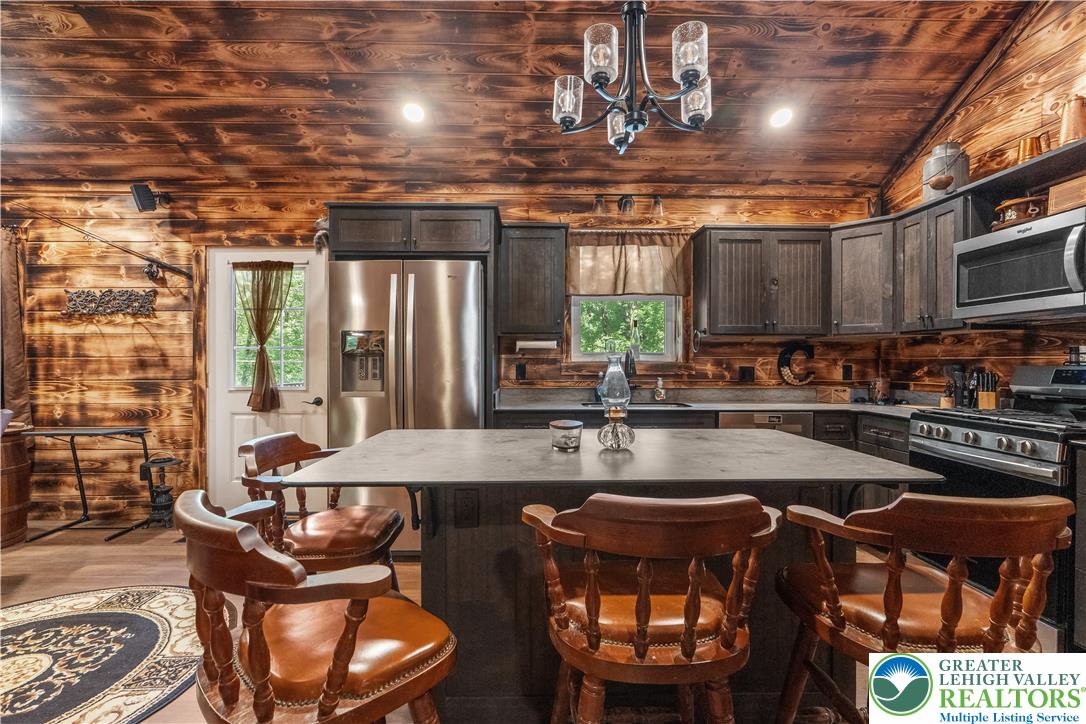375 Rustic Lane Property Photo 24