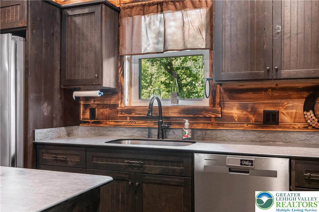 375 Rustic Lane Property Photo 29