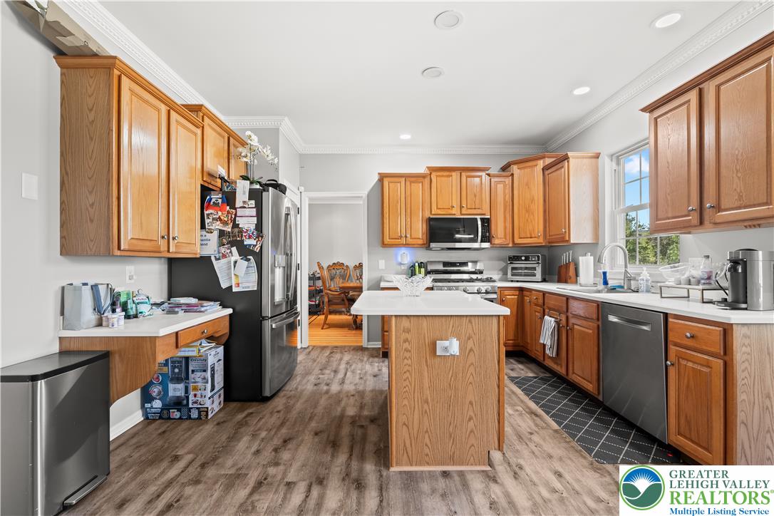 2305 Aberdeen Way Property Photo 16