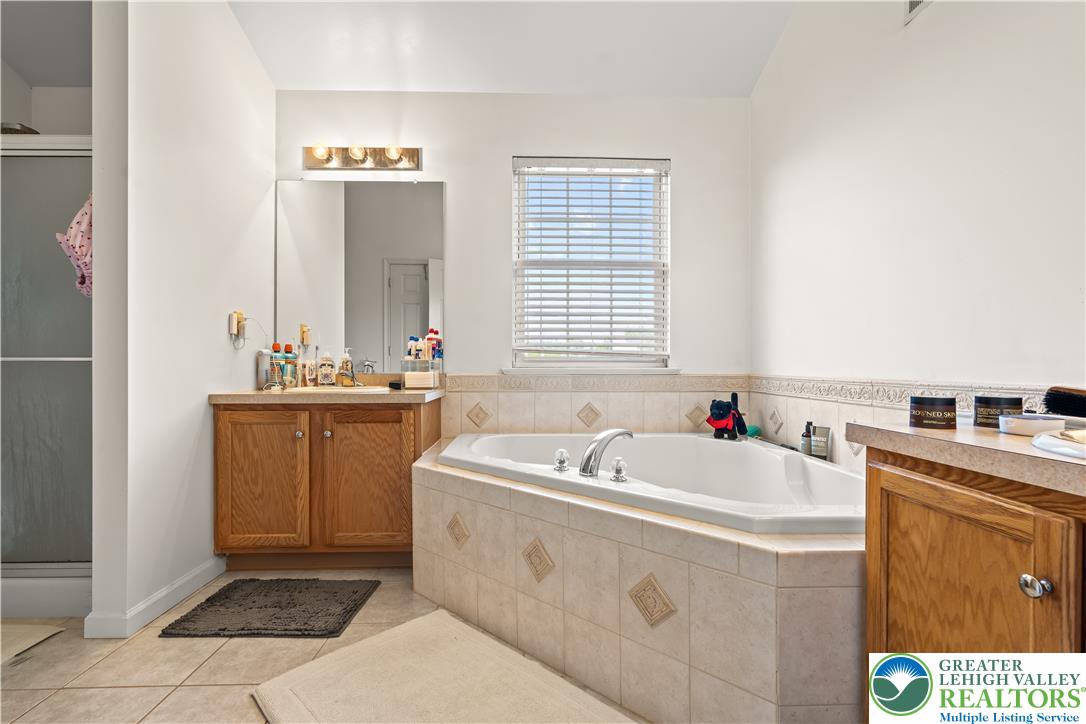 2305 Aberdeen Way Property Photo 36