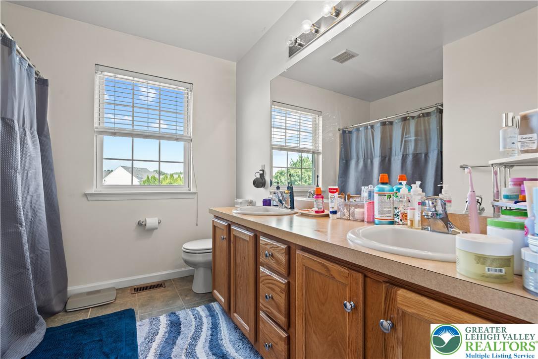 2305 Aberdeen Way Property Photo 43