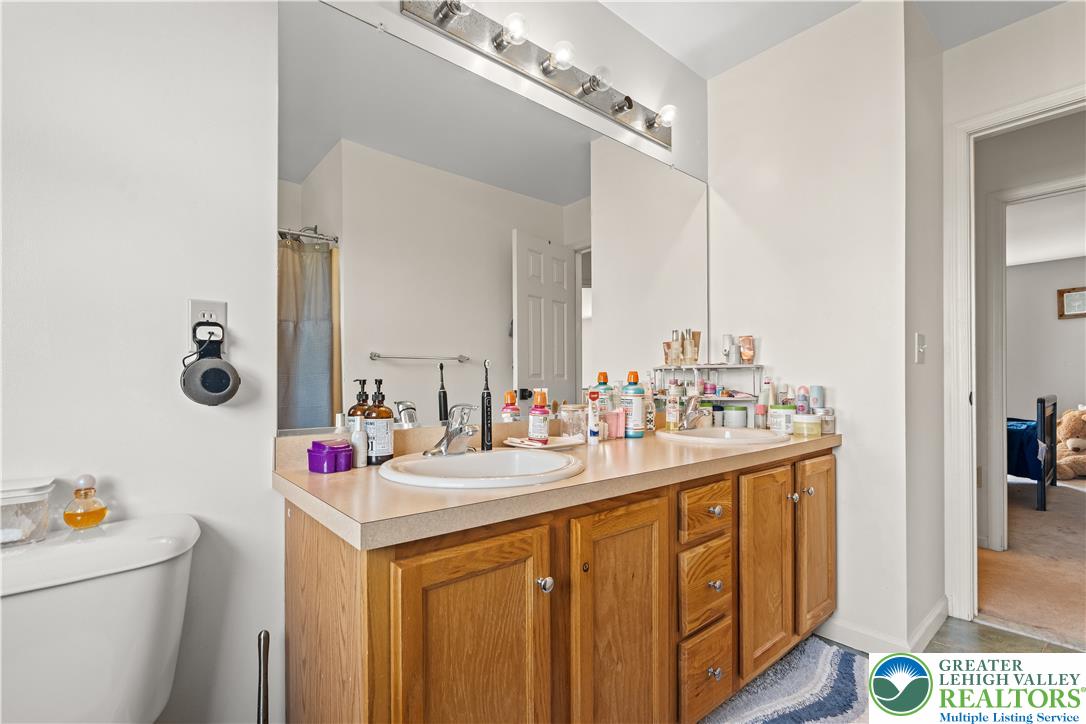 2305 Aberdeen Way Property Photo 44