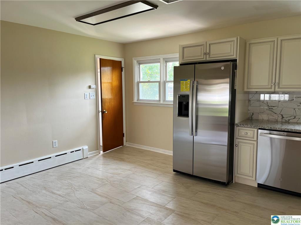 1621 Chippendale Circle Property Photo 6