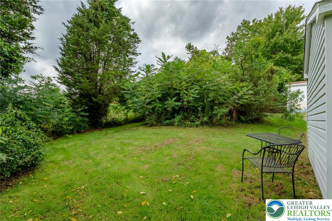 2 Chestnut Ridge Circle Property Photo 5