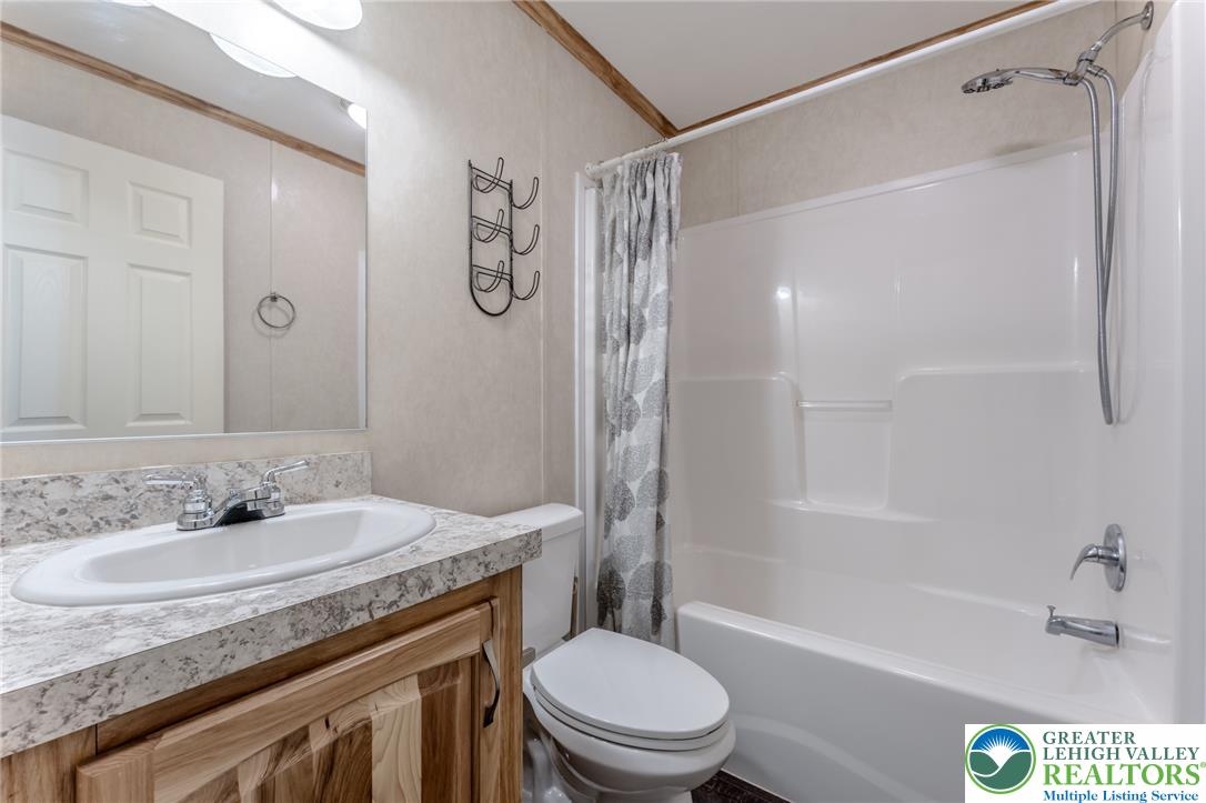 2 Chestnut Ridge Circle Property Photo 24