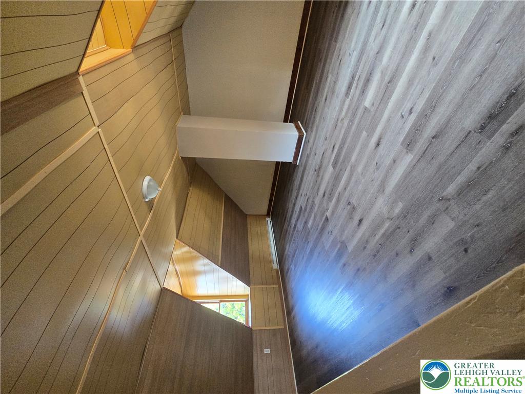 934 Ferry Street 2f Property Photo 8