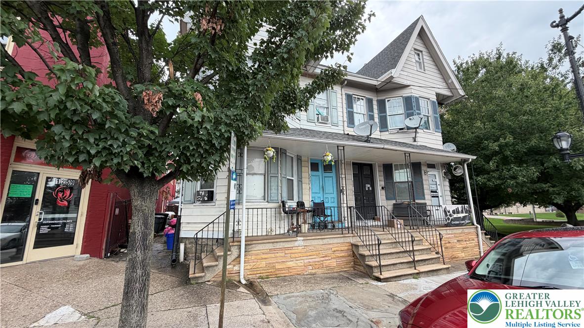 1251 Northampton Street Property Photo 6