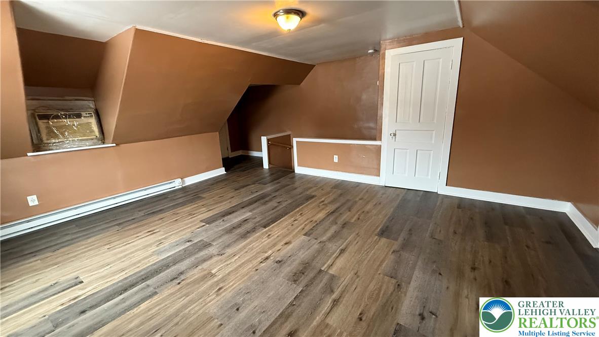 1251 Northampton Street Property Photo 21