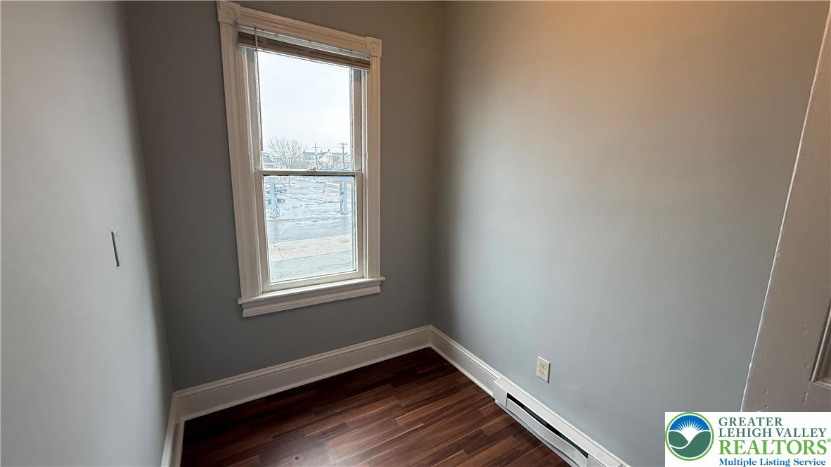 1251 Northampton Street Property Photo 23