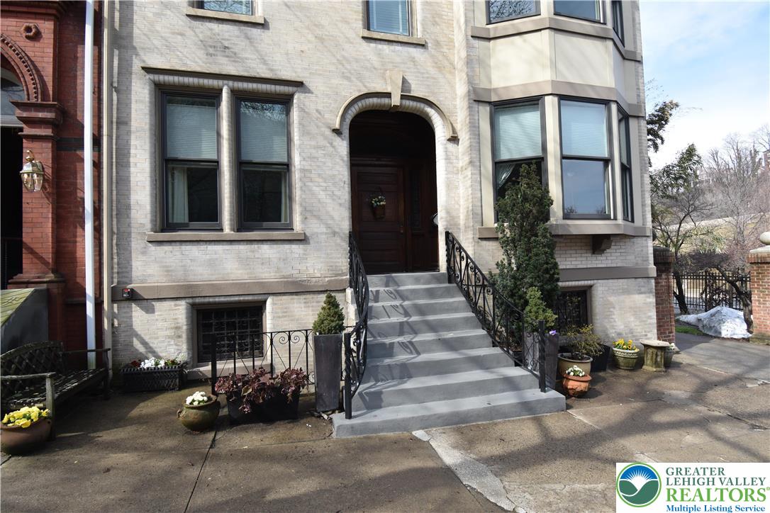 134 North 3rd Street Property Photo 4