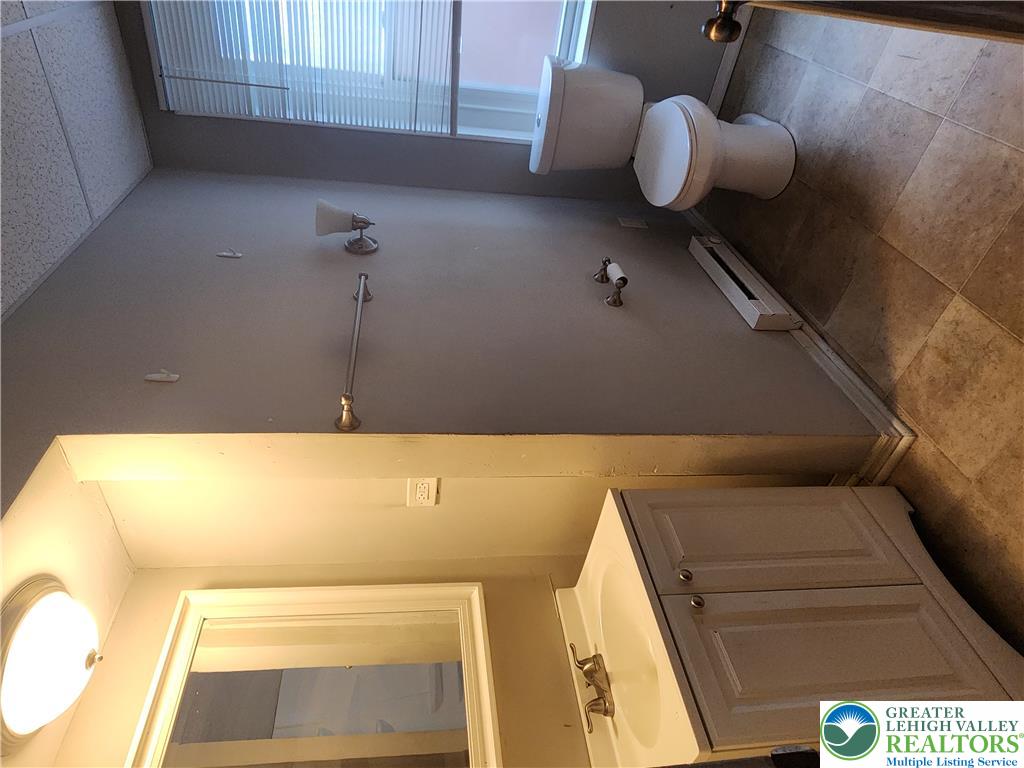 1841 Lincoln Avenue Property Photo 17