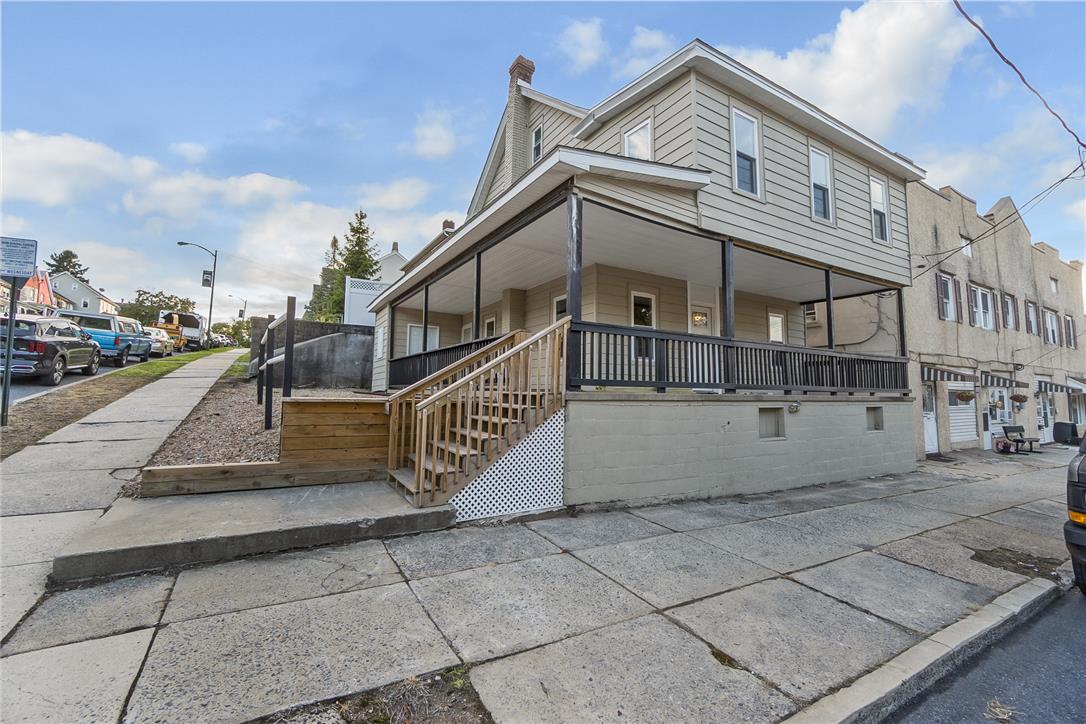 509 3rd Street Property Photo 10