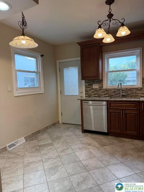 2107 West Broad Street Property Photo 10