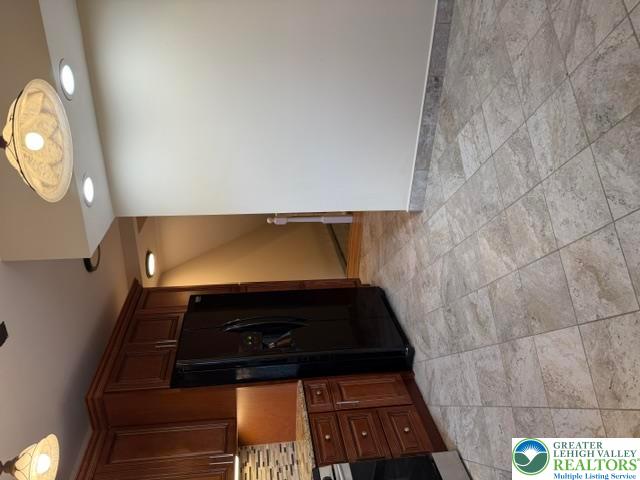 2107 West Broad Street Property Photo 14
