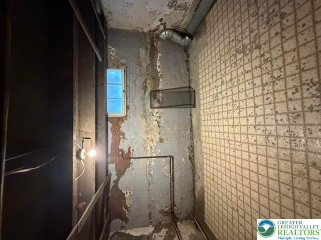 2107 West Broad Street Property Photo 27