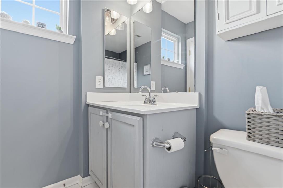 1648 Oakridge Lane Property Photo 44
