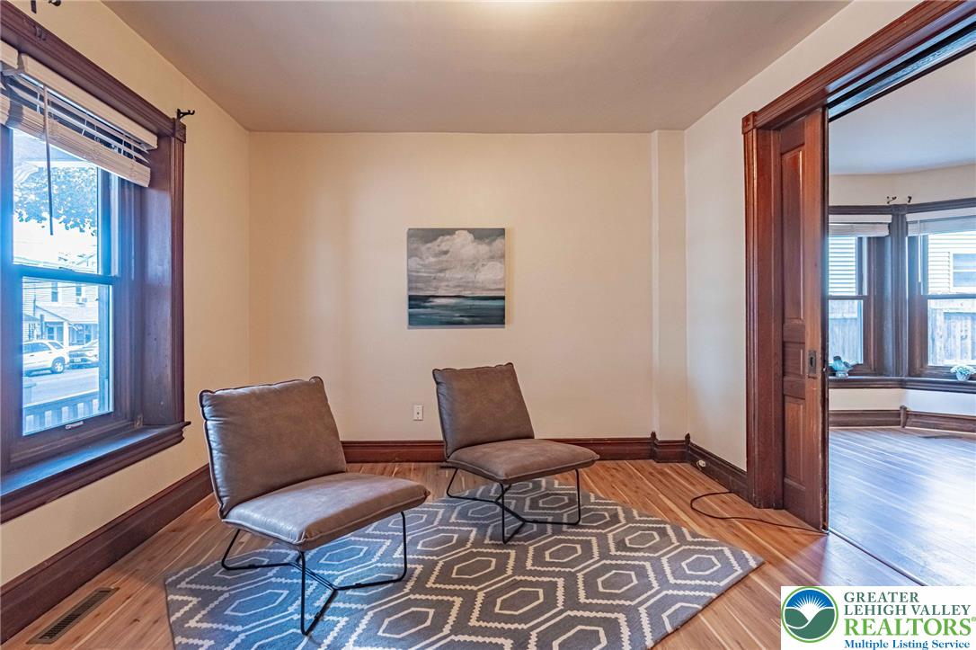 538 Broad Street Property Photo 8