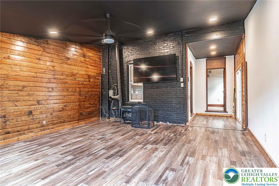 538 Broad Street Property Photo 26