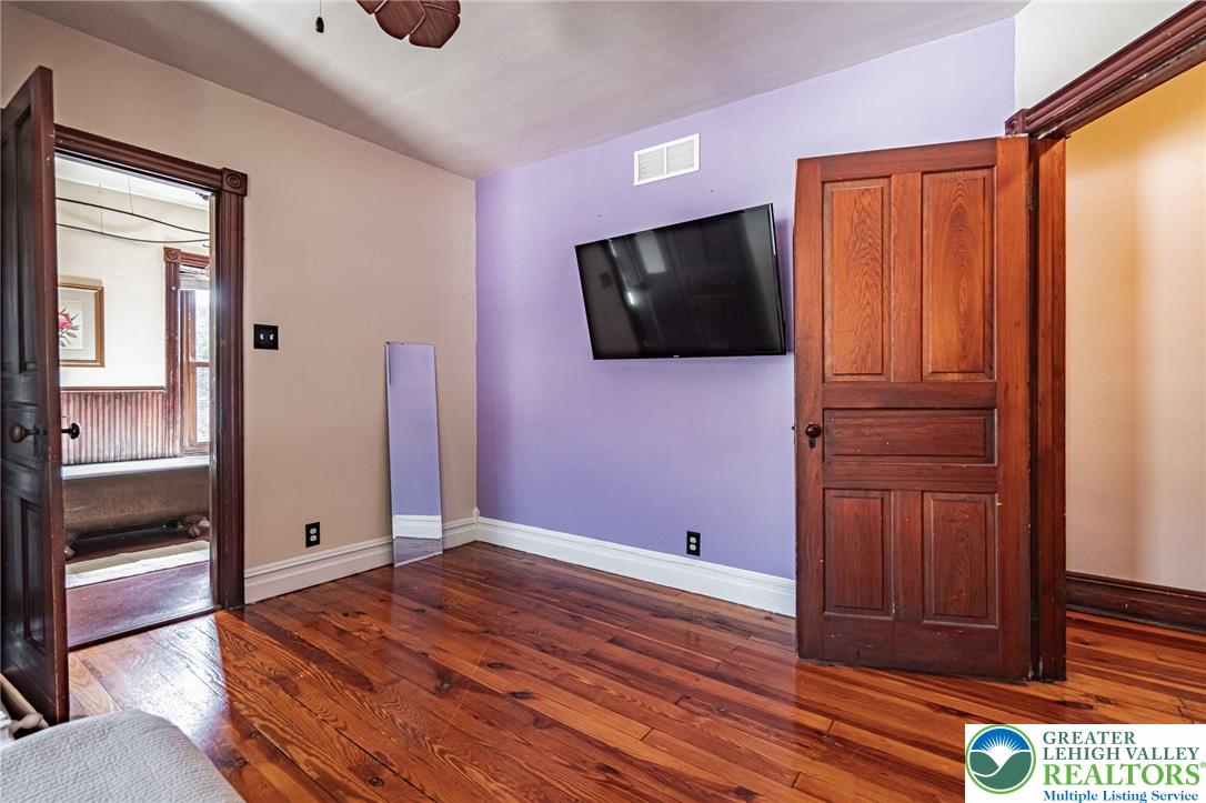 538 Broad Street Property Photo 31