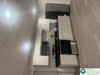36 East Ridge Street Property Photo 5