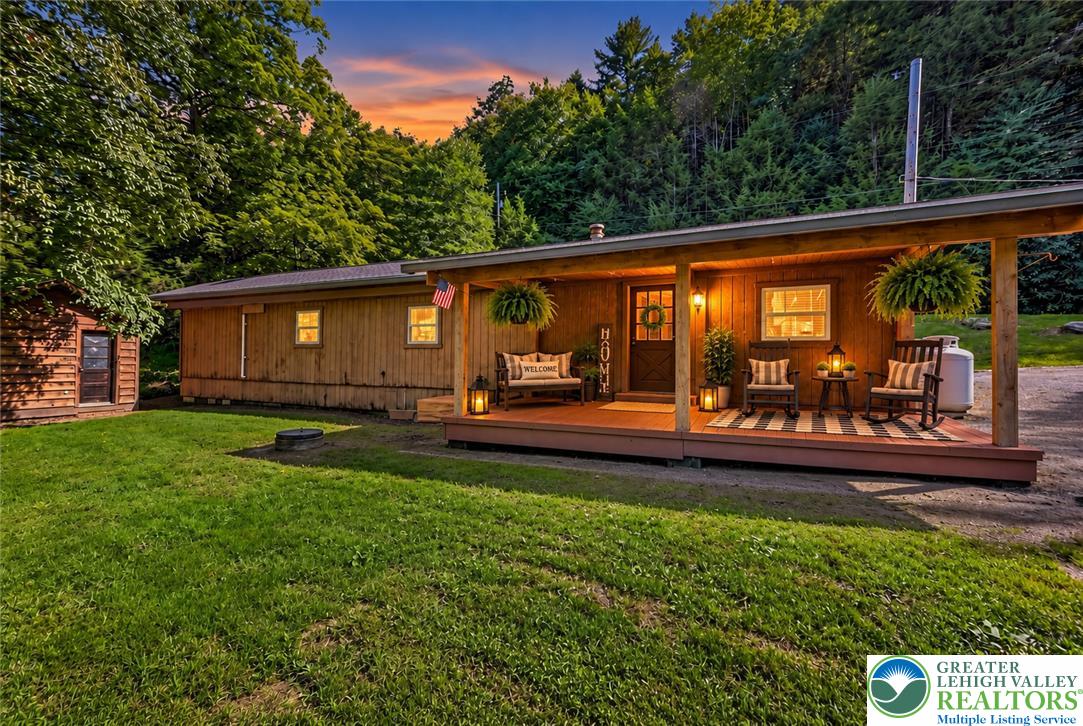 3583 Lakewood Road Property Photo 1