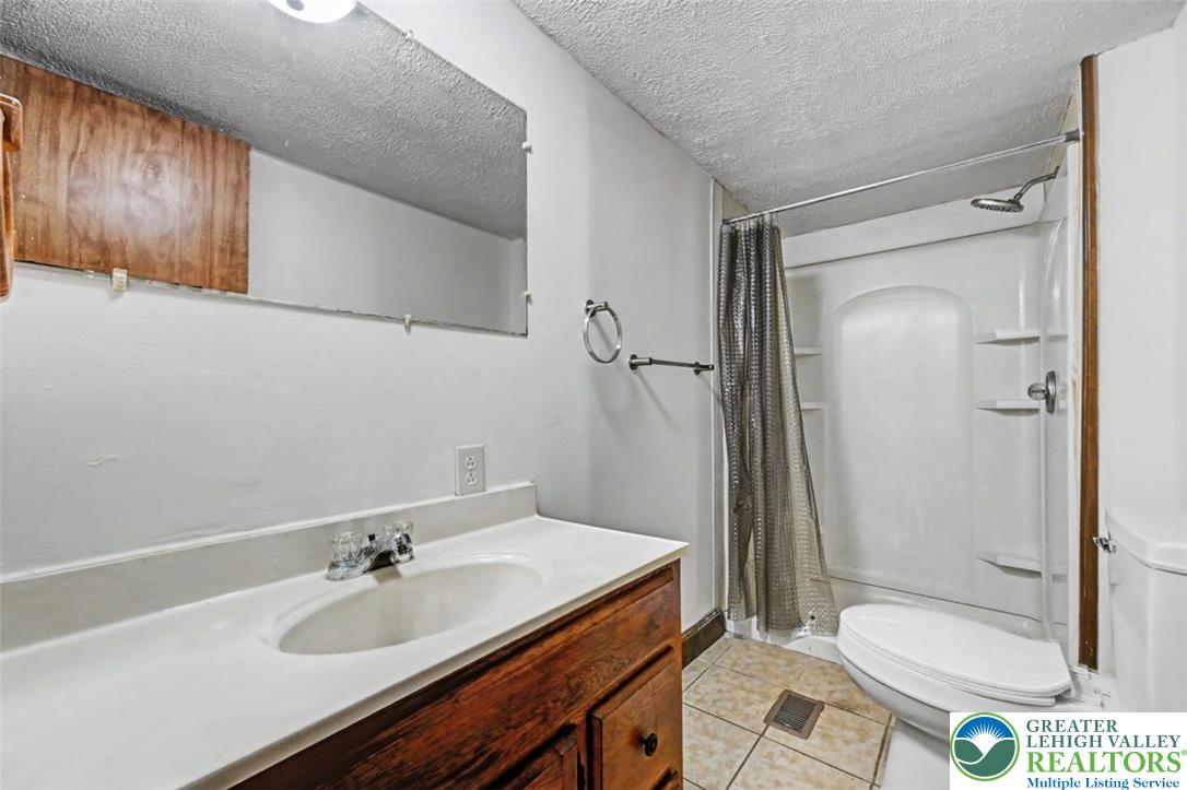 3583 Lakewood Road Property Photo 25