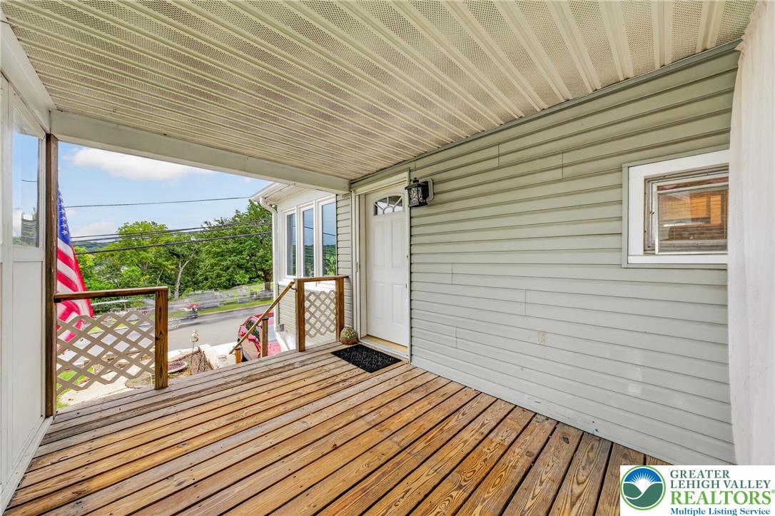 124 S 6th Street Property Photo 4