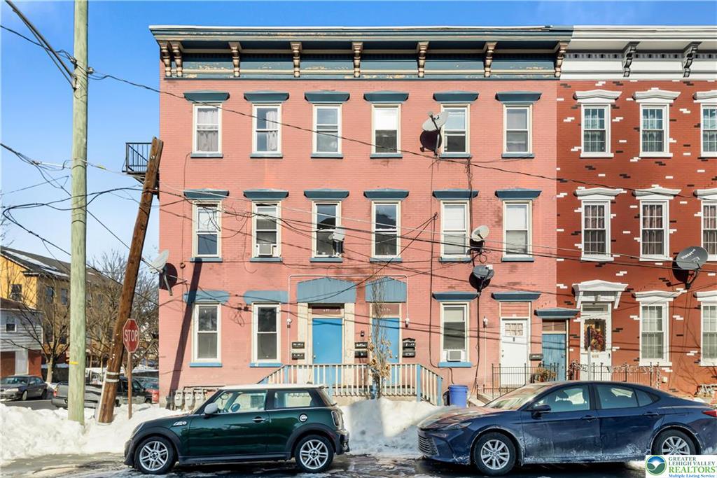 697 Ferry Street 6 Property Photo 1