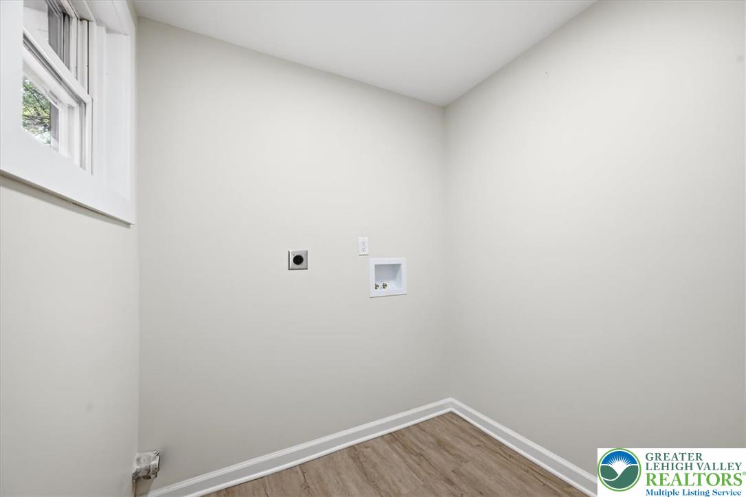 805 North Main Street Property Photo 26