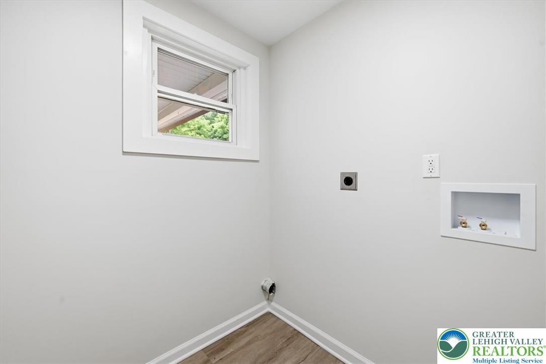 805 North Main Street Property Photo 27