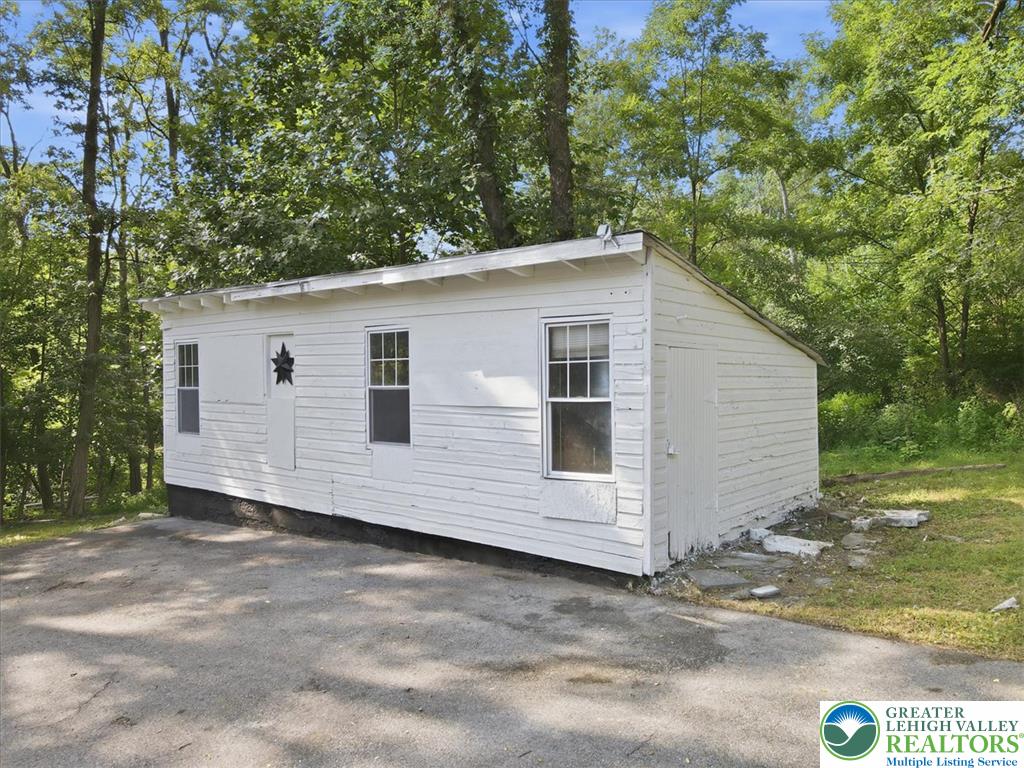 805 North Main Street Property Photo 35