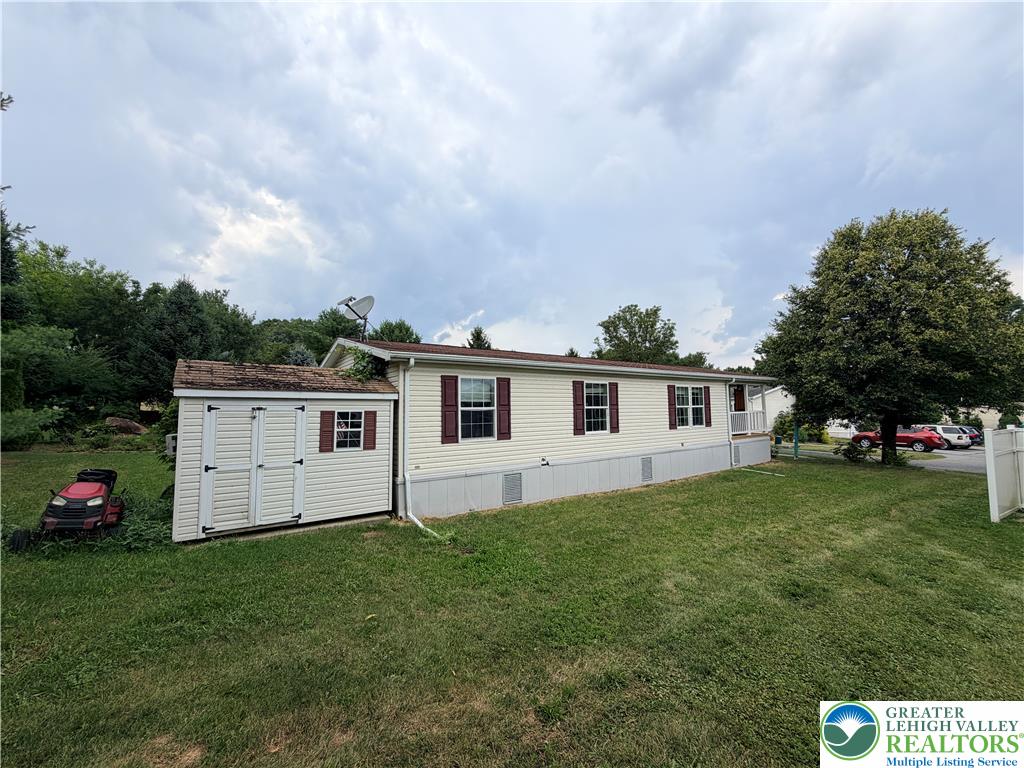 4442 Grey Wolf Lane Property Photo 4