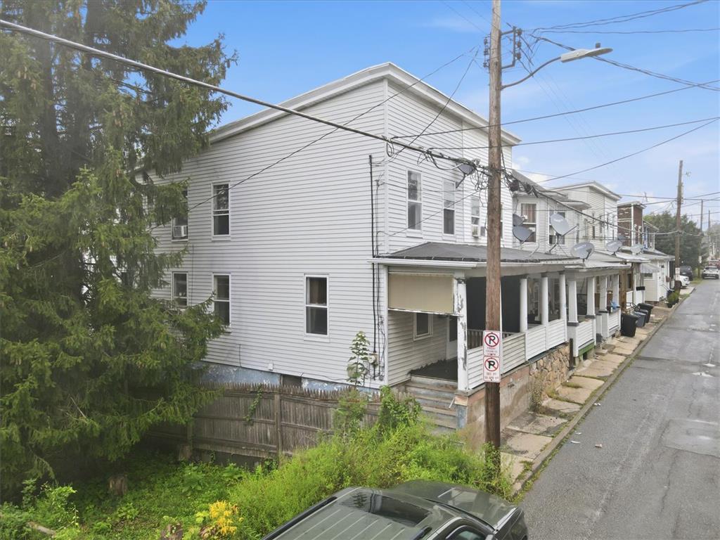 347 West Kline Avenue Property Photo 3