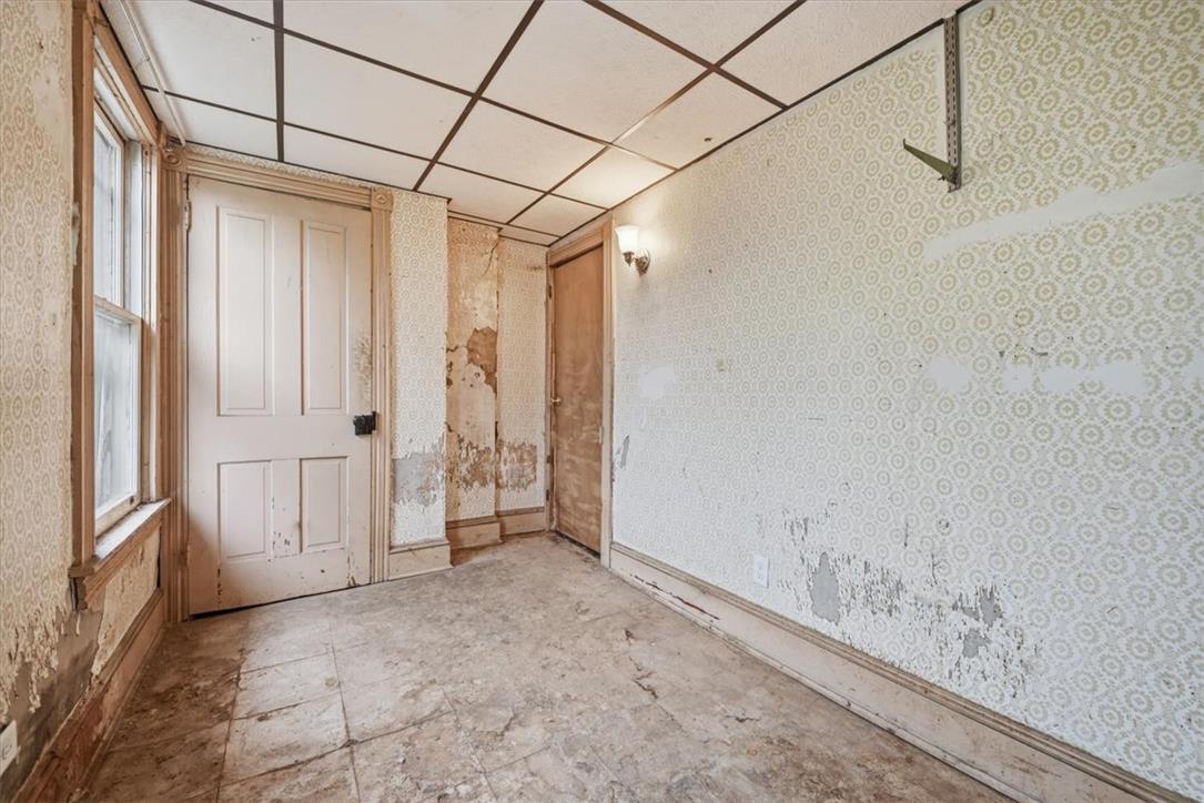 347 West Kline Avenue Property Photo 42