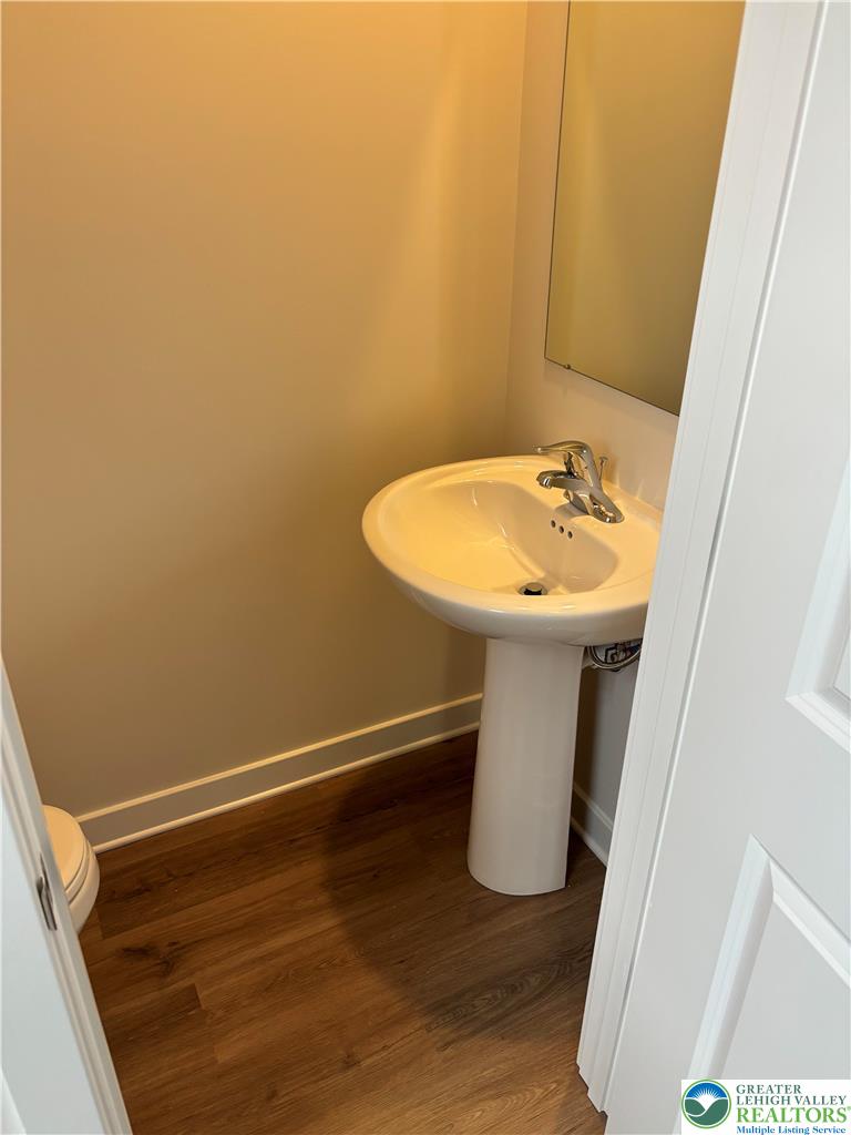 7680 Clayton Avenue Property Photo 5